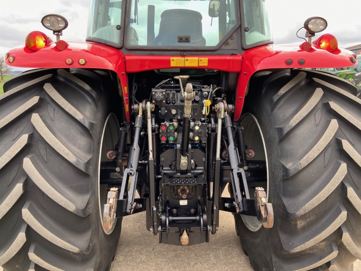 Massey Ferguson 6470