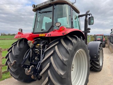 Massey Ferguson 6470