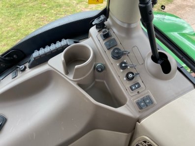 John Deere 6155R