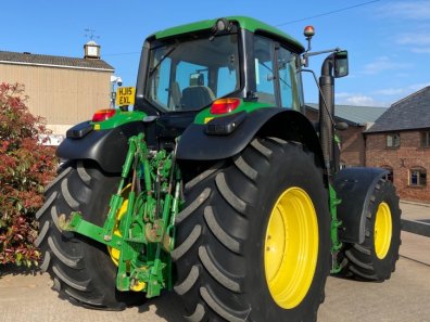 John Deere 6170M