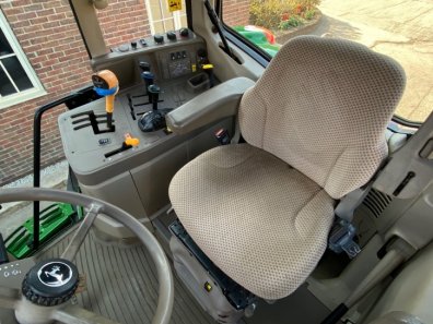 John Deere 6170M