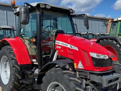 Massey Ferguson 5711S Efficient