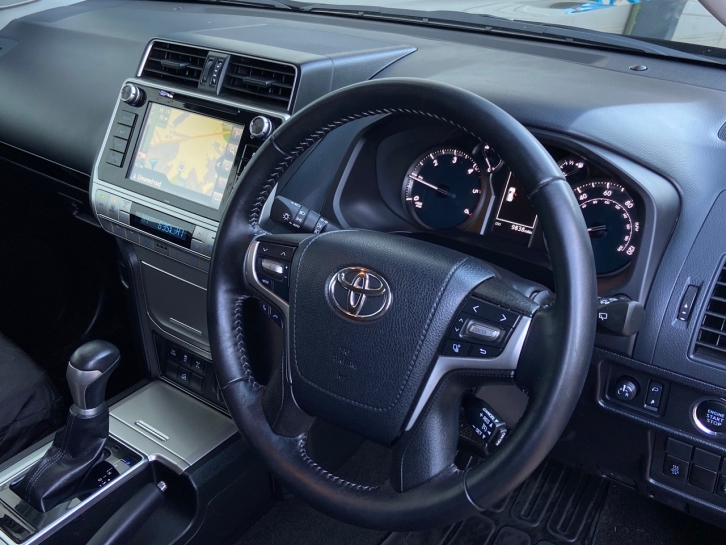 Toyota Landcruiser Commercial Active 2.8 diesel
