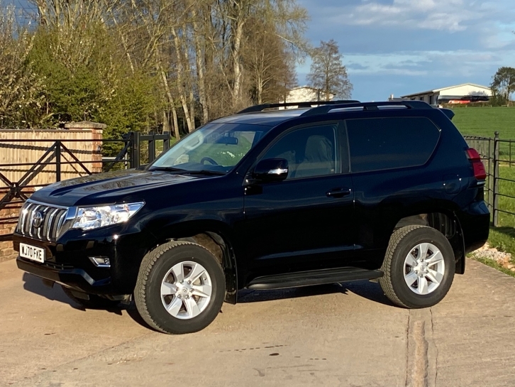 Toyota Landcruiser Commercial Active 2.8 diesel