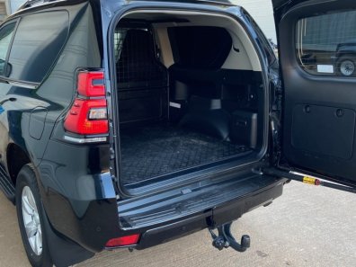 Toyota Landcruiser Commercial Active 2.8 diesel