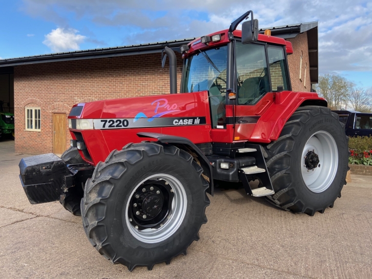 Case 7220 Pro