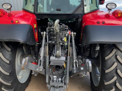 Massey Ferguson 5711S Efficient