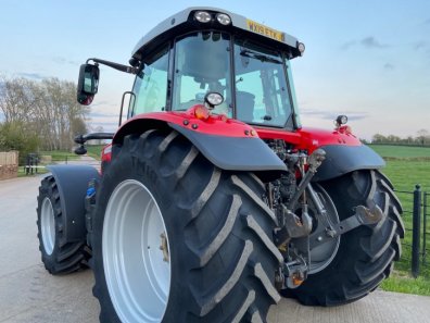 Massey Ferguson 7718S Efficient