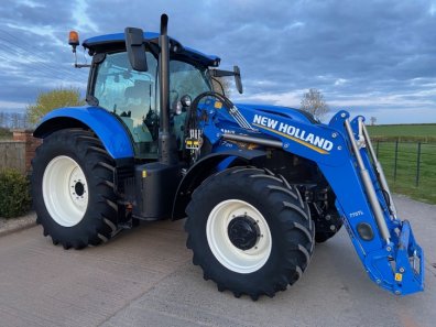 New Holland T7.210