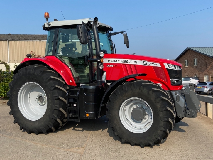 Massey Ferguson 7719S Exclusive