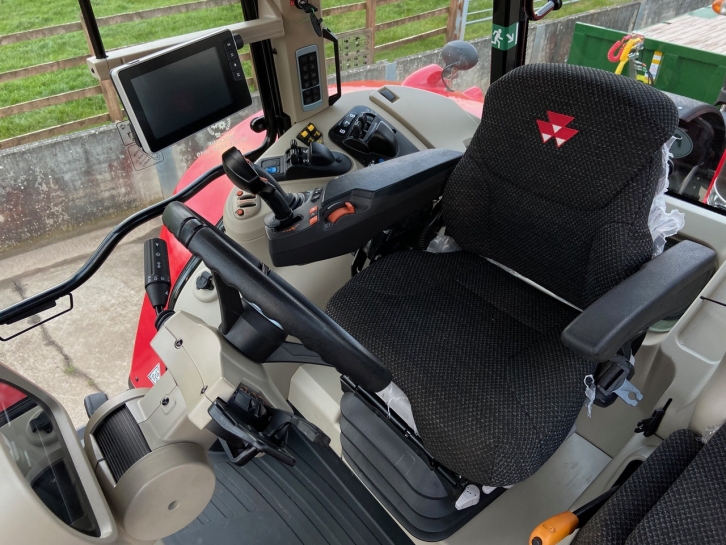 Massey Ferguson 7719S Exclusive