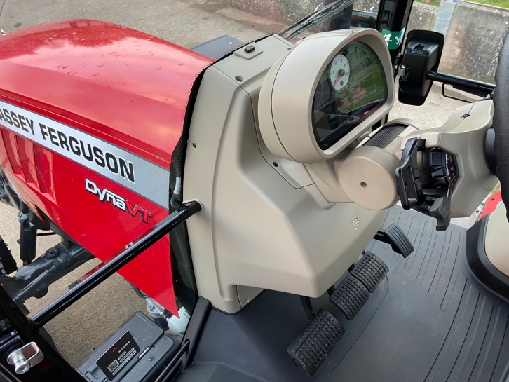 Massey Ferguson 7719S Exclusive