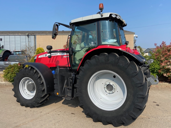 Massey Ferguson 7719S Exclusive