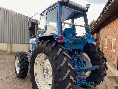 Ford 7710