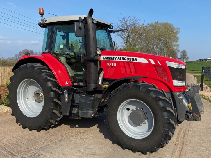 Massey Ferguson 7616 Efficient