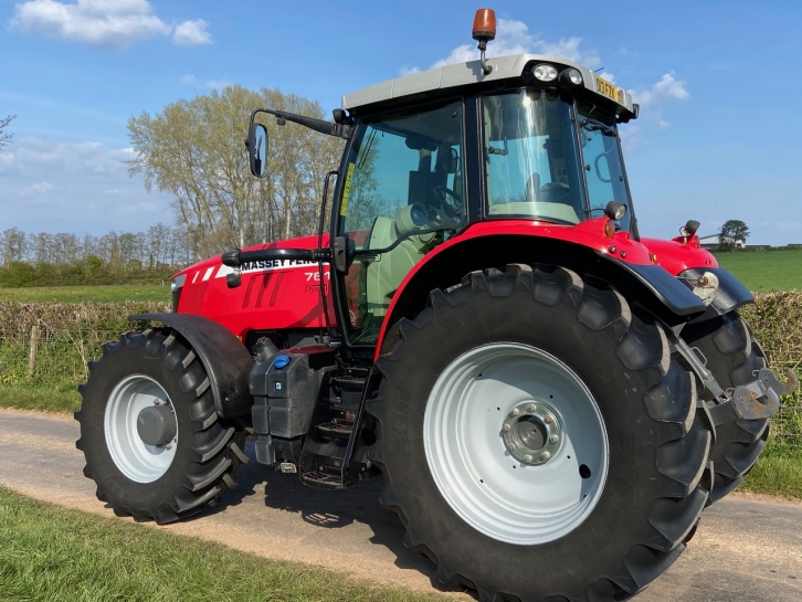 Massey Ferguson 7616 Efficient