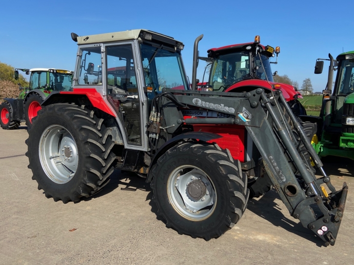 Massey Ferguson 390T