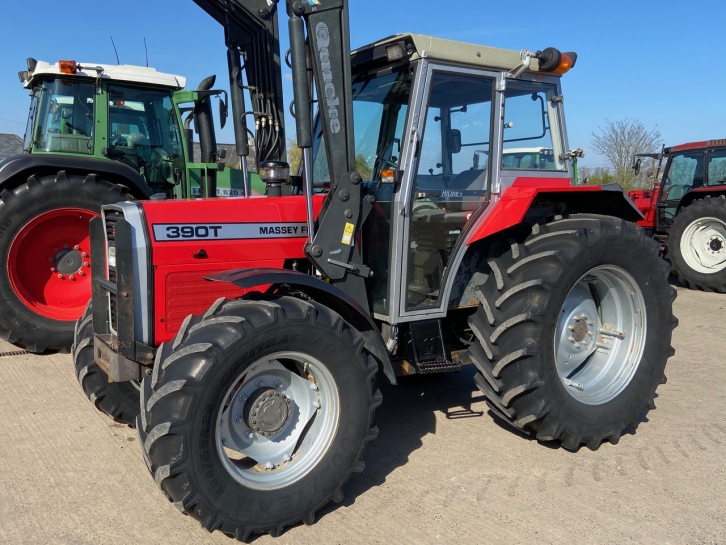 Massey Ferguson 390T
