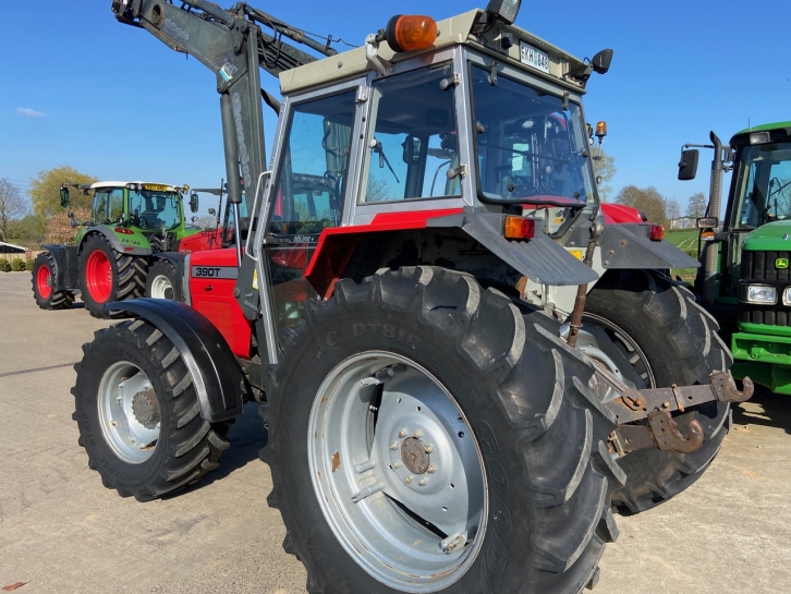 Massey Ferguson 390T