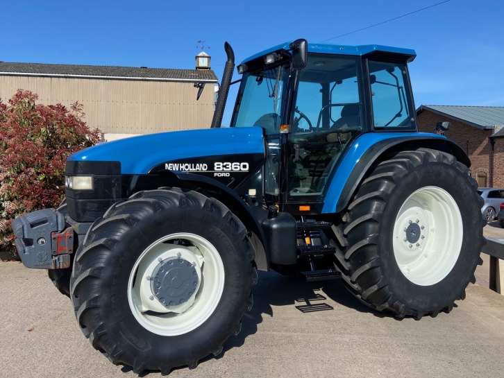 New Holland 8360