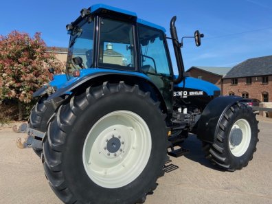 New Holland 8360