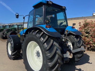 New Holland 8360