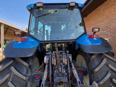 New Holland 8360