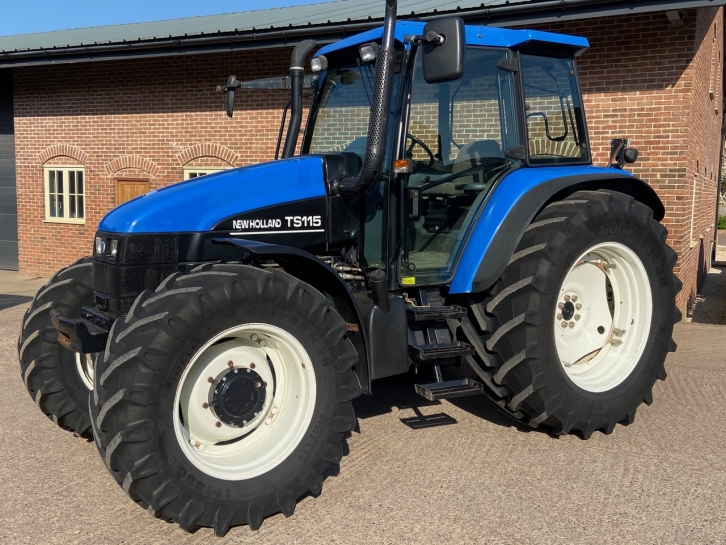 New Holland TS115 SL