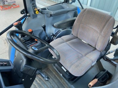 New Holland TS115 SL