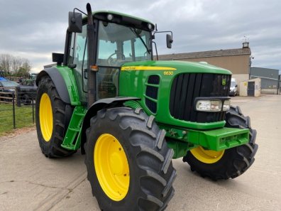 John Deere 6630