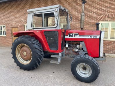 Massey Ferguson 565