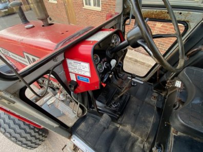 Massey Ferguson 565