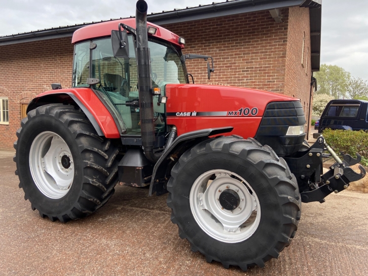 Case Maxxum MX 100