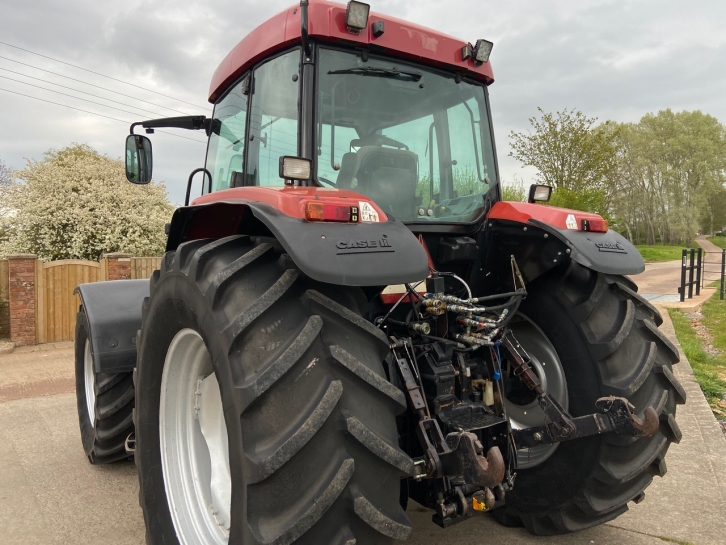 Case Maxxum MX 100