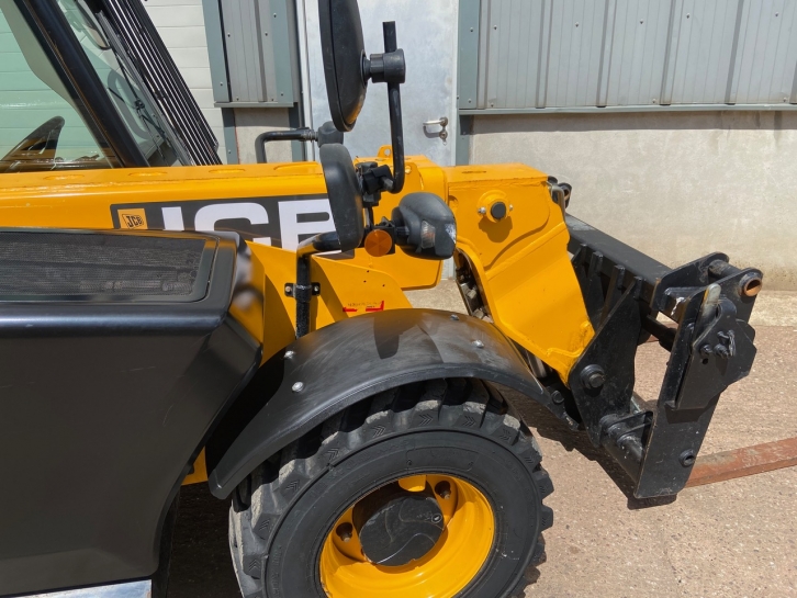 JCB 525-60 Hi-Vis telescopic