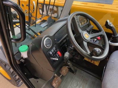 JCB 525-60 Hi-Vis telescopic