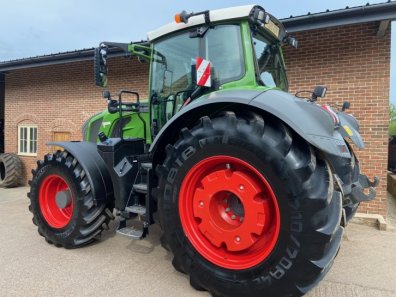 Fendt 828 Profi-Plus