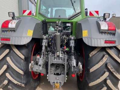 Fendt 828 Profi-Plus