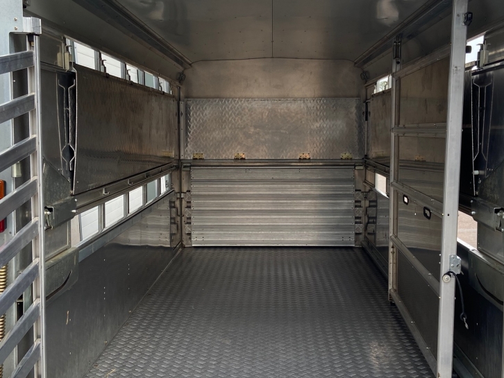 Ifor Williams TA510G3-14 14ft livestock trailer