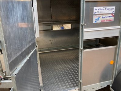 Ifor Williams TA510G3-14 14ft livestock trailer
