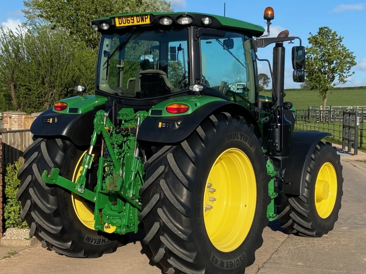 John Deere 6155R