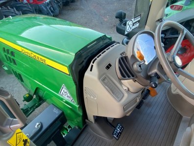 John Deere 6155R