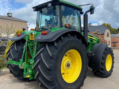 John Deere 7930