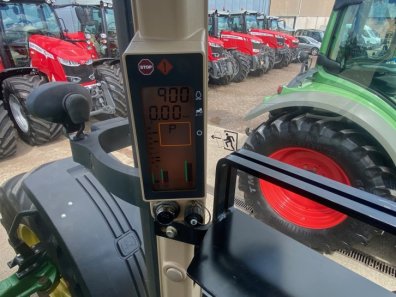 John Deere 7930