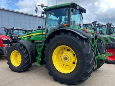 John Deere 7930