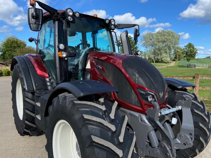 Valtra N174 Active