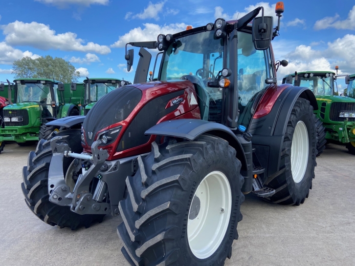 Valtra N174 Active