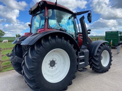 Valtra N174 Active