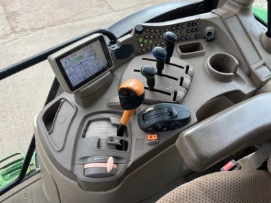 John Deere 6140R