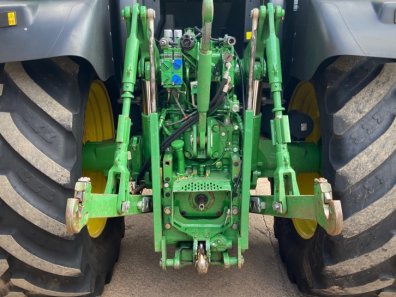 John Deere 6140R